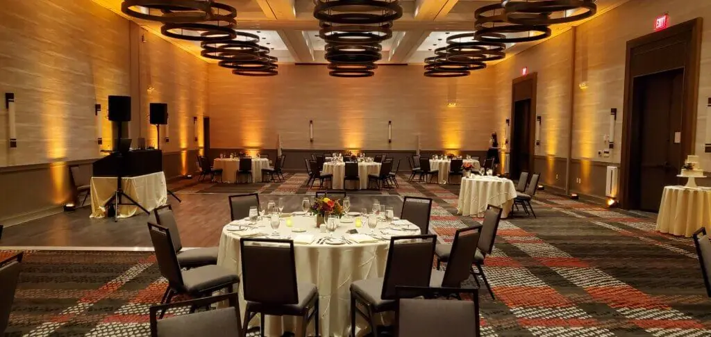 Wedding lighting at Hotel Commonwealth