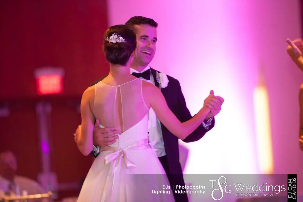 Wedding celebration and lighting at Marriott Longwharf, gallery photo 7