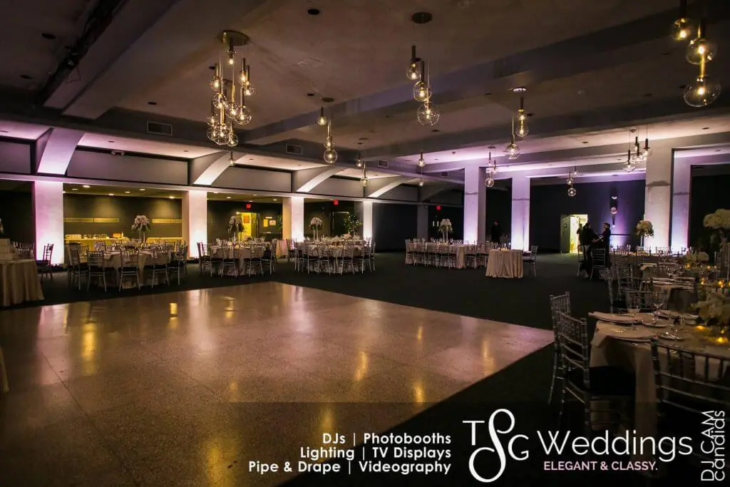 Wedding lighting at Temple Ohabei Shalom